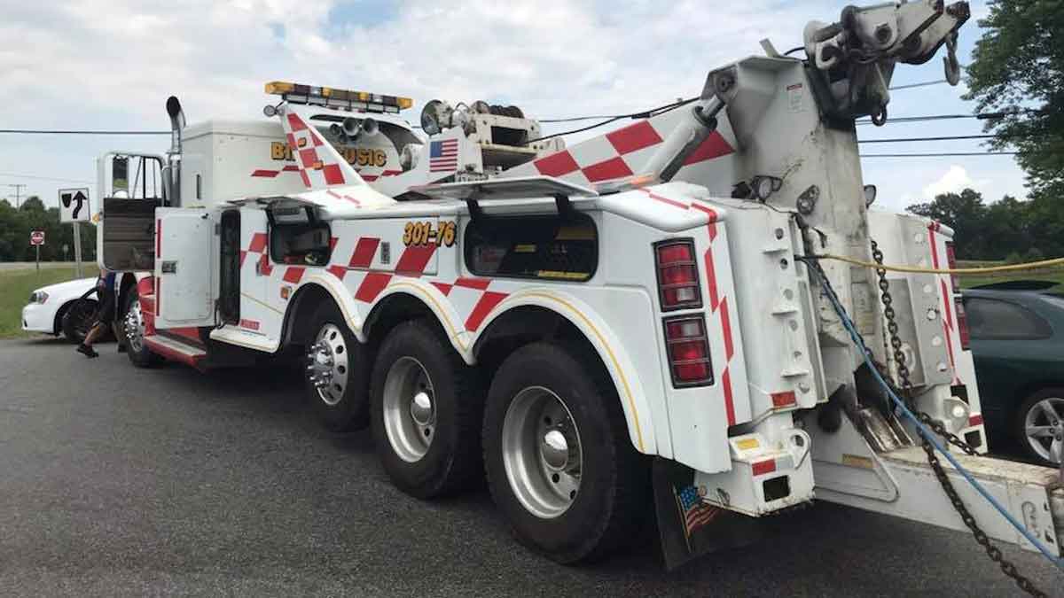 Heavy Towing Service South Maryland